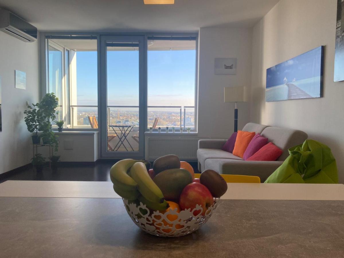 Апартаменты Fantastic View From The 20Th Floor Братислава Экстерьер фото