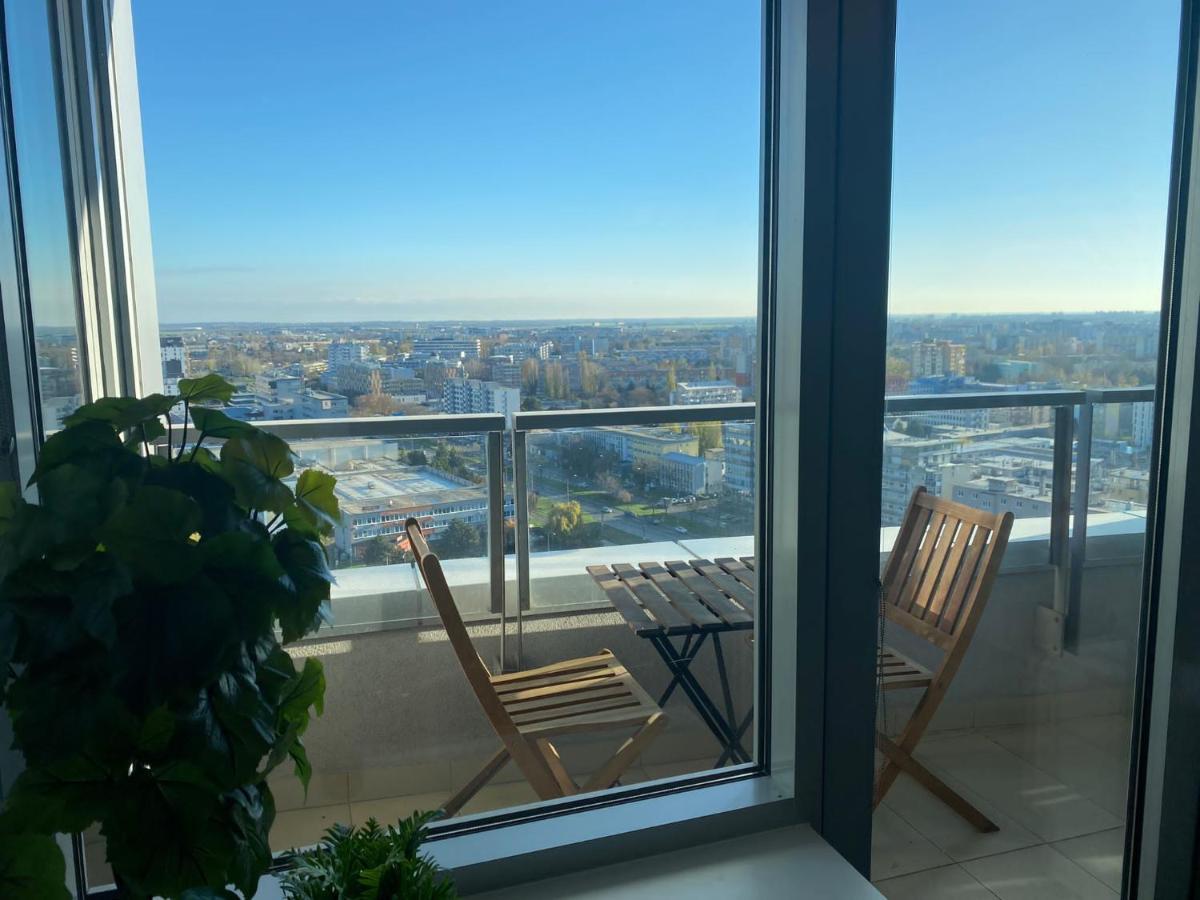 Апартаменты Fantastic View From The 20Th Floor Братислава Экстерьер фото