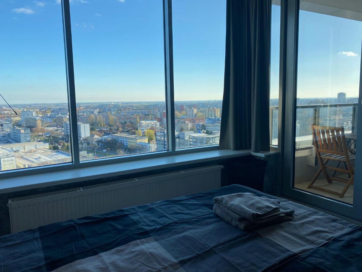 Апартаменты Fantastic View From The 20Th Floor Братислава Экстерьер фото